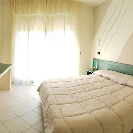 Apulia 3*