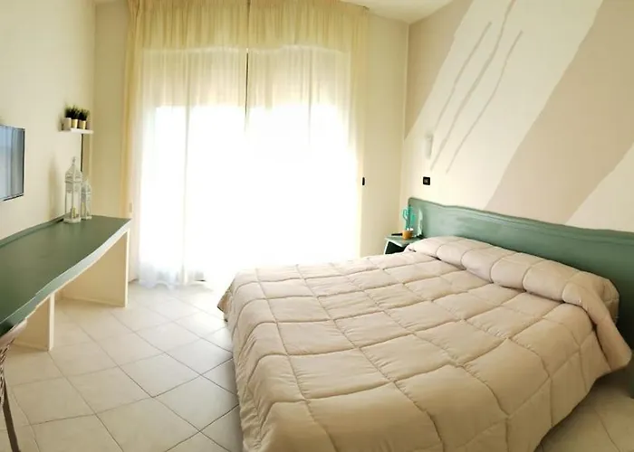 Apulia 3*